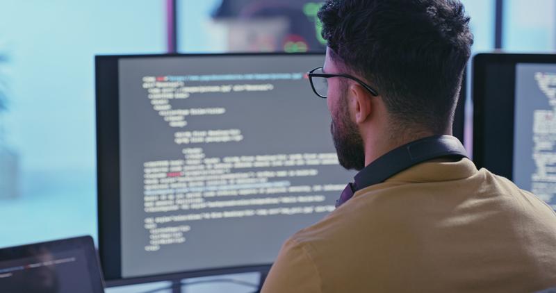 Revista Computers & Industrial Engineering